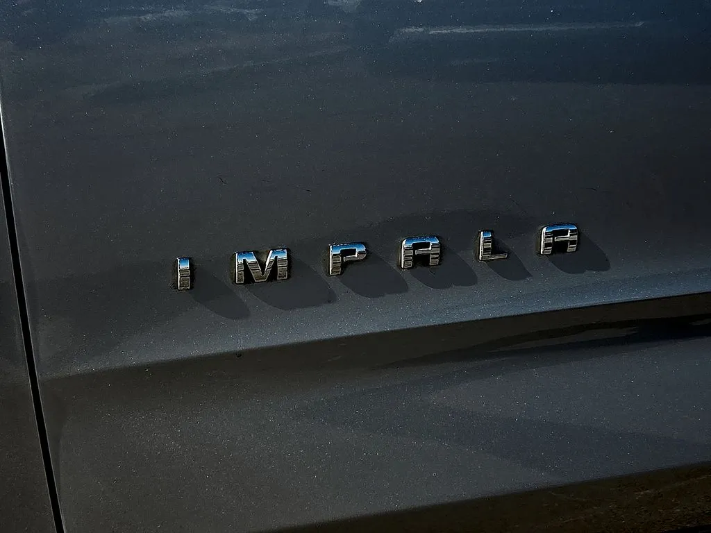 Chevrolet Impala photo 10