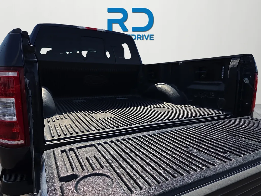 Ford F-150 photo 13