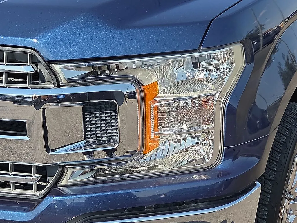Ford F-150 photo 8