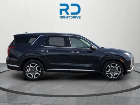 Photos of 2024 Hyundai Palisade SEL for sale in El Paso, TX at RightDrive - 8320 Gateway East