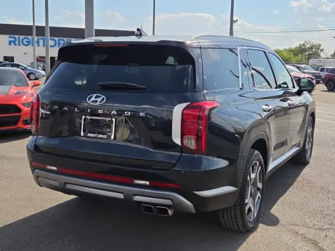 Another view of 2024 Hyundai Palisade SEL for sale in El Paso, TX at RightDrive - 8320 Gateway East