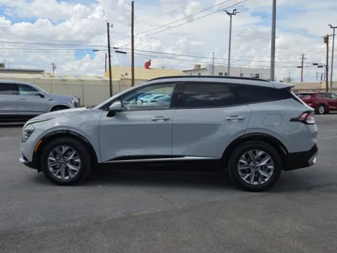 More photos of 2025 Kia Sportage SX at RightDrive - 8320 Gateway East, TX