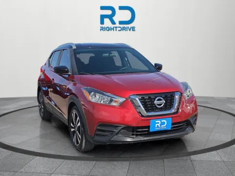 Red 2019 Nissan Kicks SV for sale in El Paso, TX