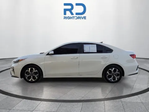 More photos of 2020 Kia Forte LXS at RightDrive - 8320 Gateway East, TX