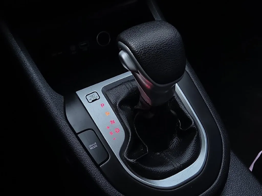 Kia Forte photo 24