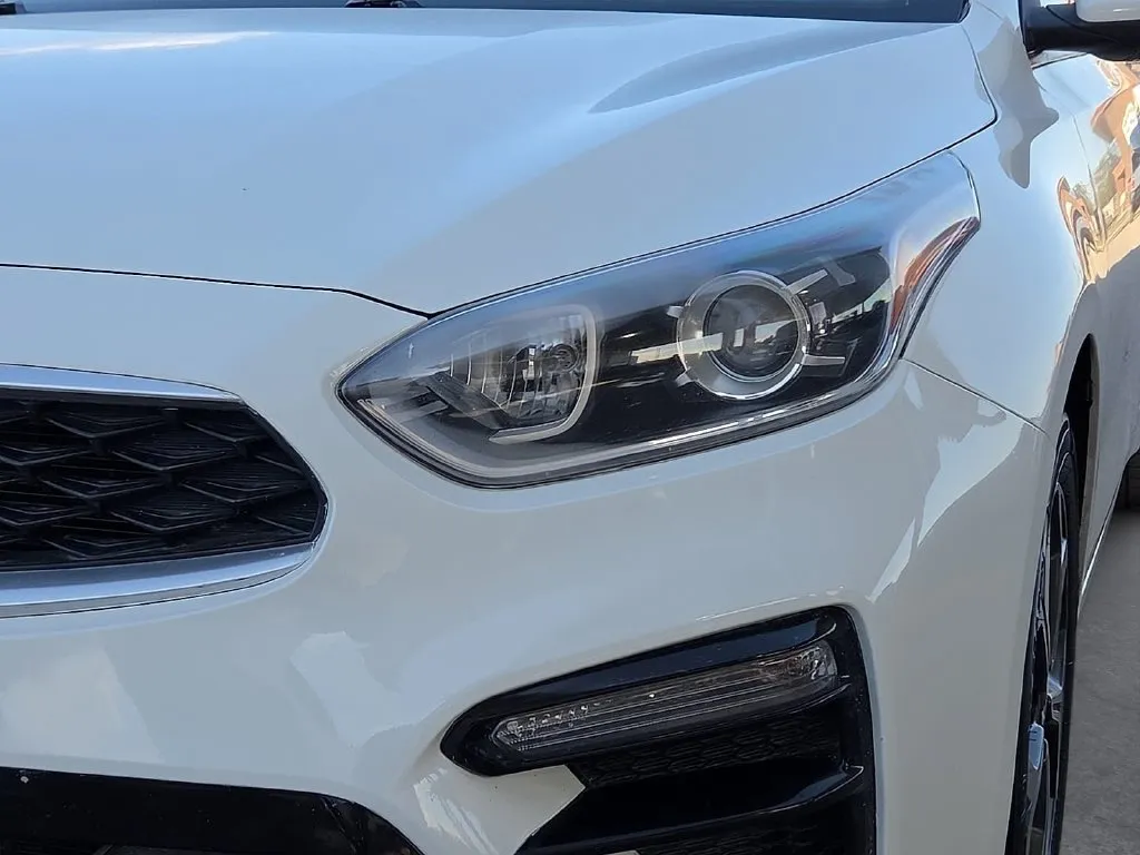 Kia Forte photo 8