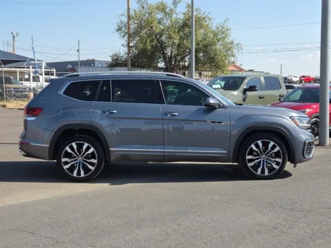 Photos of 2022 Volkswagen Atlas 3.6L V6 SEL Premium R-Line for sale in El Paso, TX at RightDrive - 8320 Gateway East