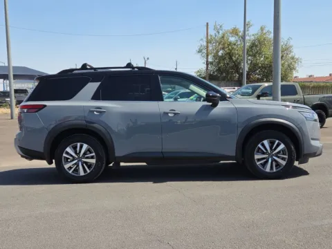 Photos of 2023 Nissan Pathfinder SL for sale in El Paso, TX at RightDrive - 8320 Gateway East