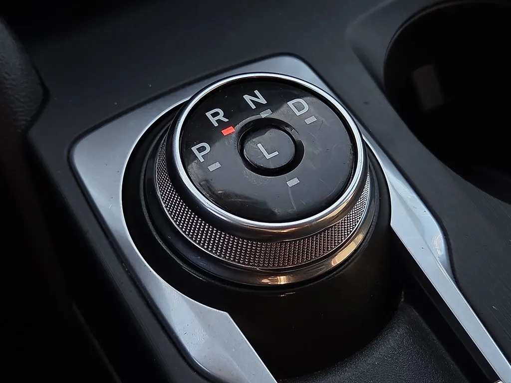 Ford Escape photo 25