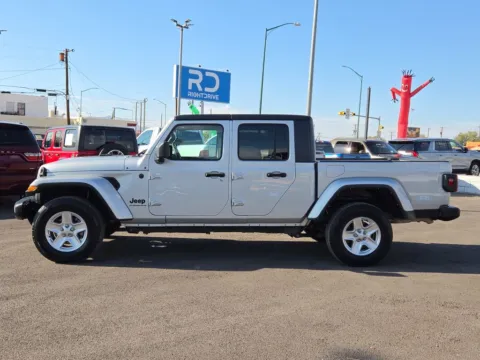 More photos of 2023 Jeep Gladiator Sport S at RightDrive - 8320 Gateway East, TX