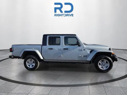 More photos of 2023 Jeep Gladiator Sport S at RightDrive - 8320 Gateway East, TX