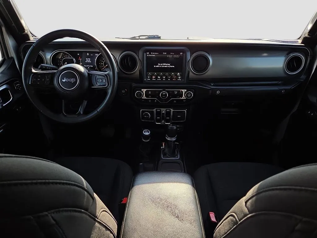 Jeep Gladiator photo 15