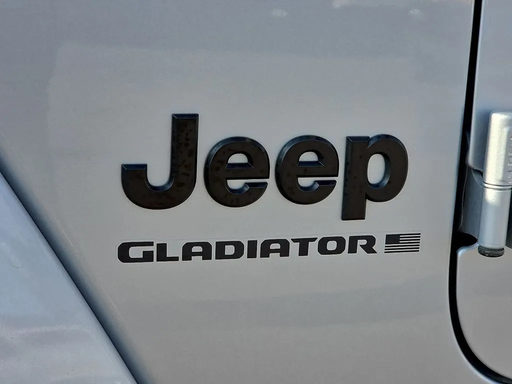 Jeep Gladiator photo 10