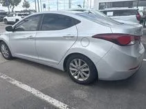 Hyundai Elantra photo 5