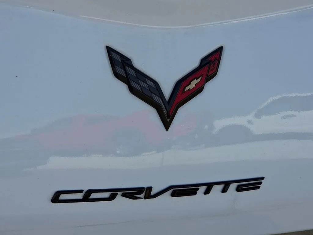 Chevrolet Corvette photo 11