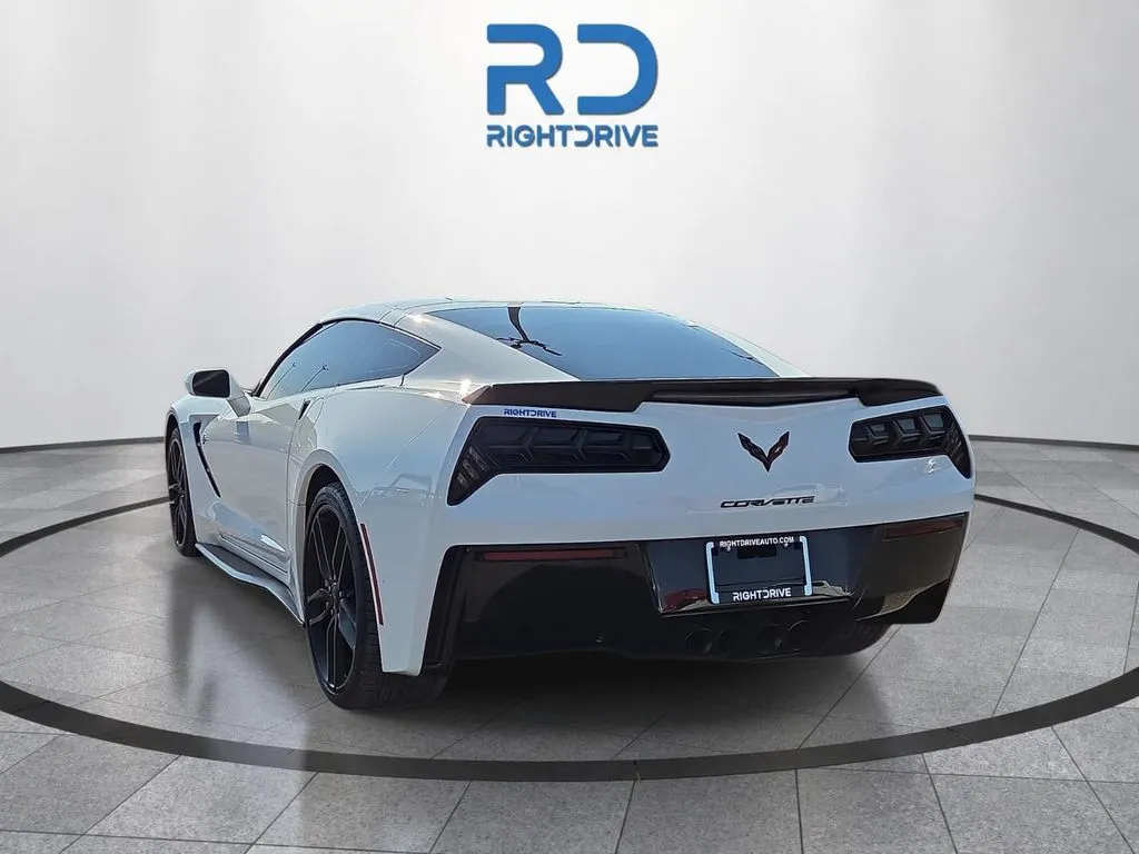 Chevrolet Corvette photo 3