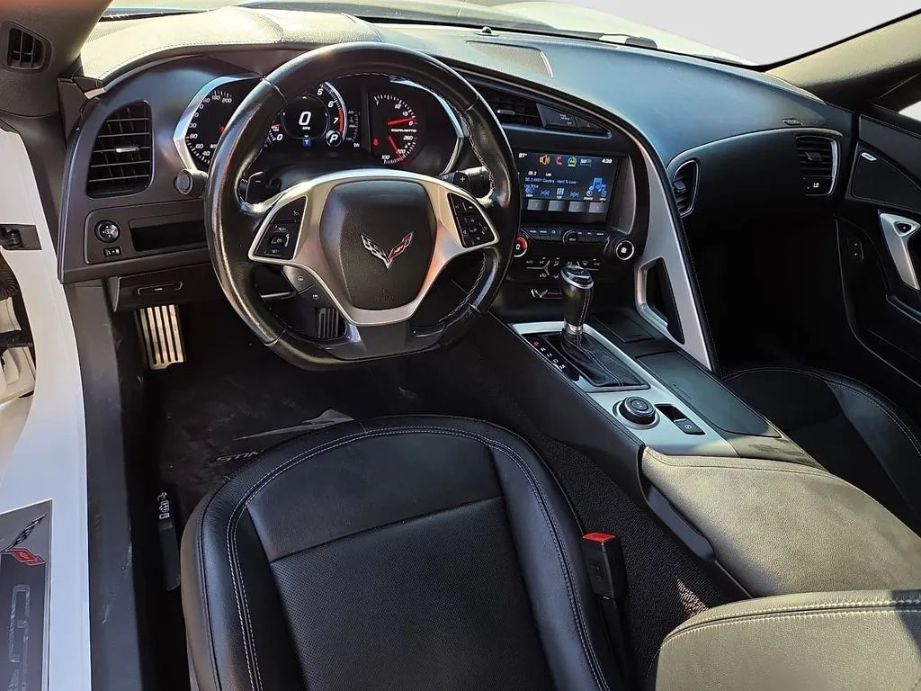 Chevrolet Corvette photo 15