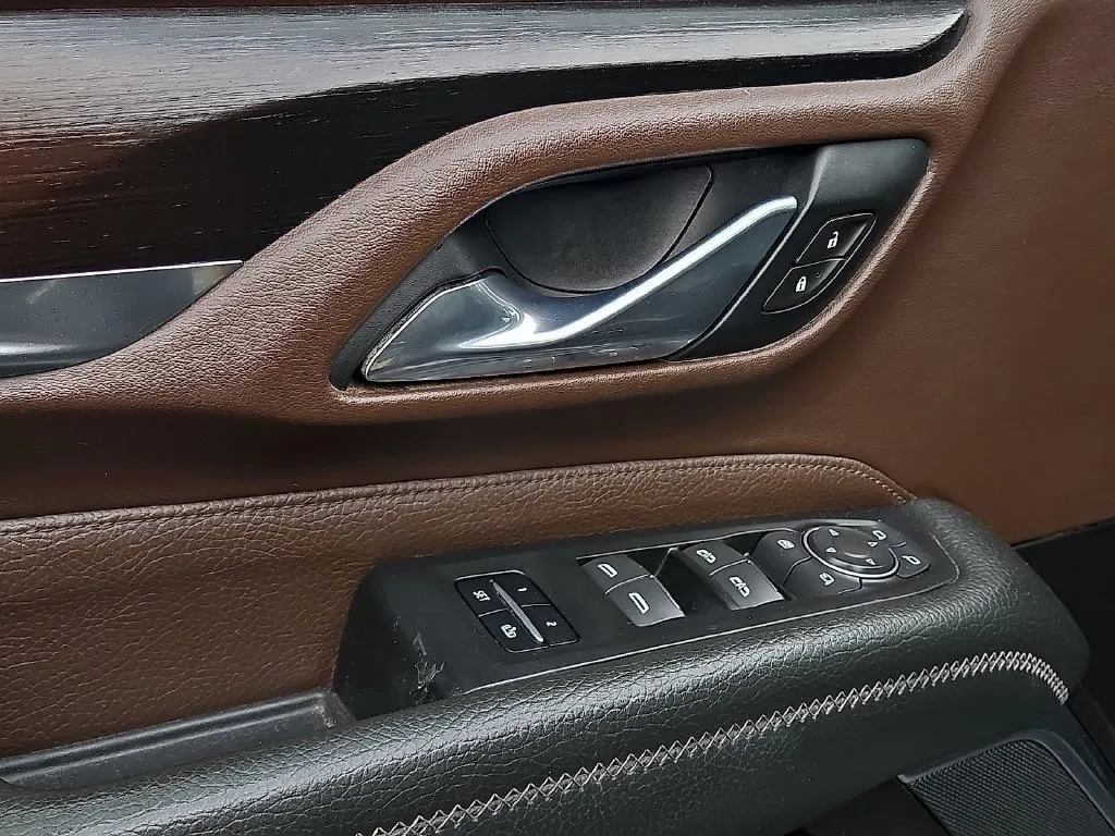GMC Yukon photo 17