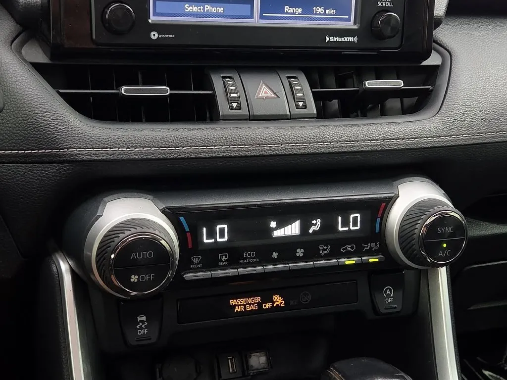 Toyota RAV4 photo 21