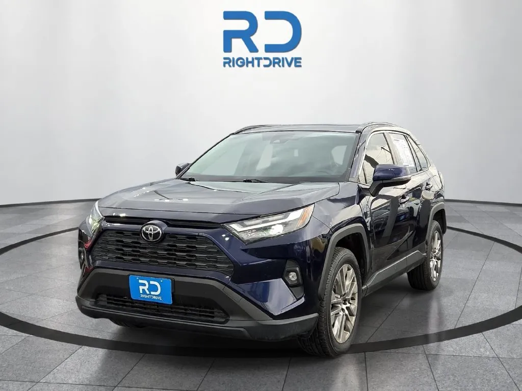 Toyota RAV4 photo 6