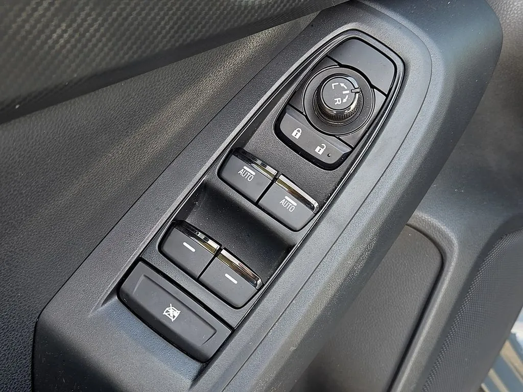 Subaru Crosstrek photo 17