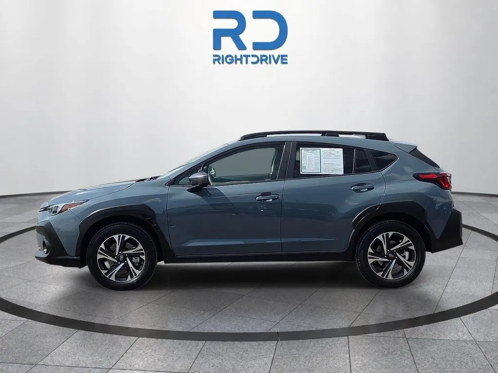 Subaru Crosstrek photo 2