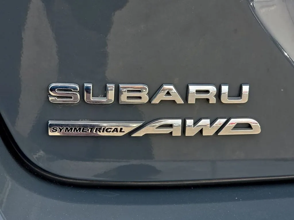 Subaru Crosstrek photo 11