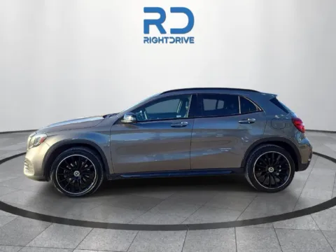 More photos of 2018 Mercedes-Benz GLA 250 at RightDrive - 8320 Gateway East, TX
