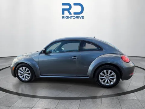 More photos of 2017 Volkswagen Beetle 1.8T at RightDrive - 8320 Gateway East, TX