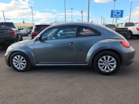 More photos of 2017 Volkswagen Beetle 1.8T at RightDrive - 8320 Gateway East, TX
