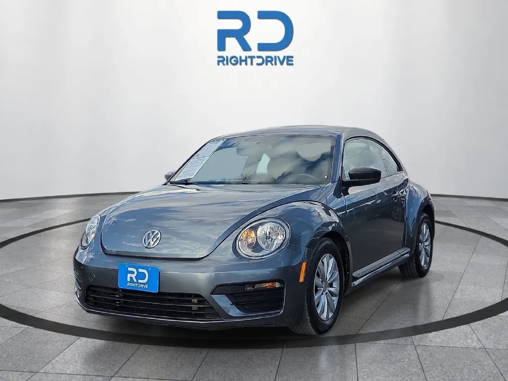 Volkswagen Beetle photo 6