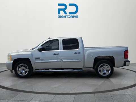 More photos of 2010 Chevrolet Silverado 1500 LT at RightDrive - 8320 Gateway East, TX