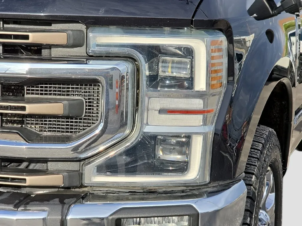 Ford F-250SD photo 8