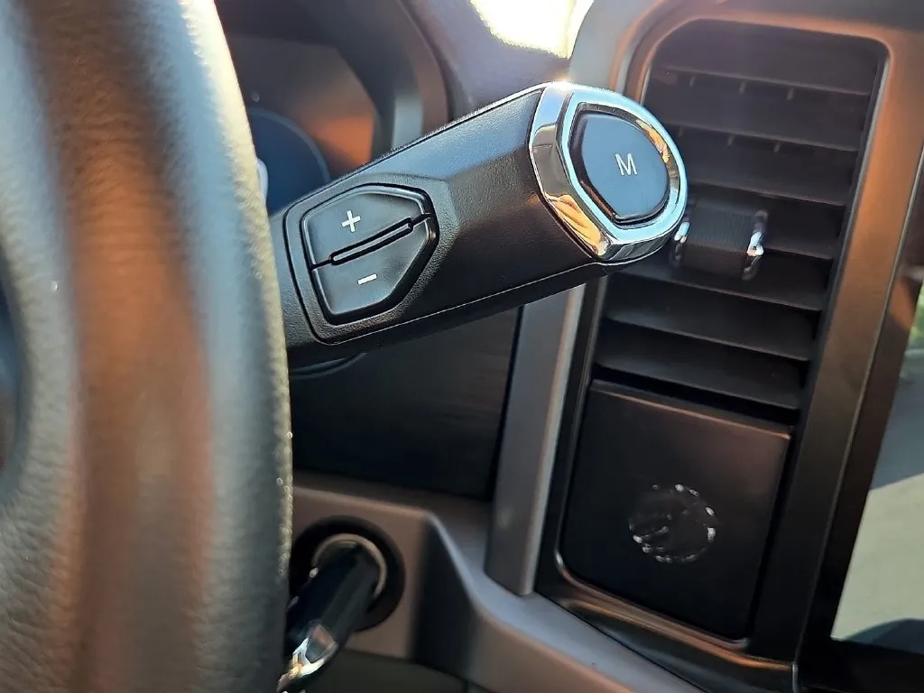 Ford F-150 photo 25