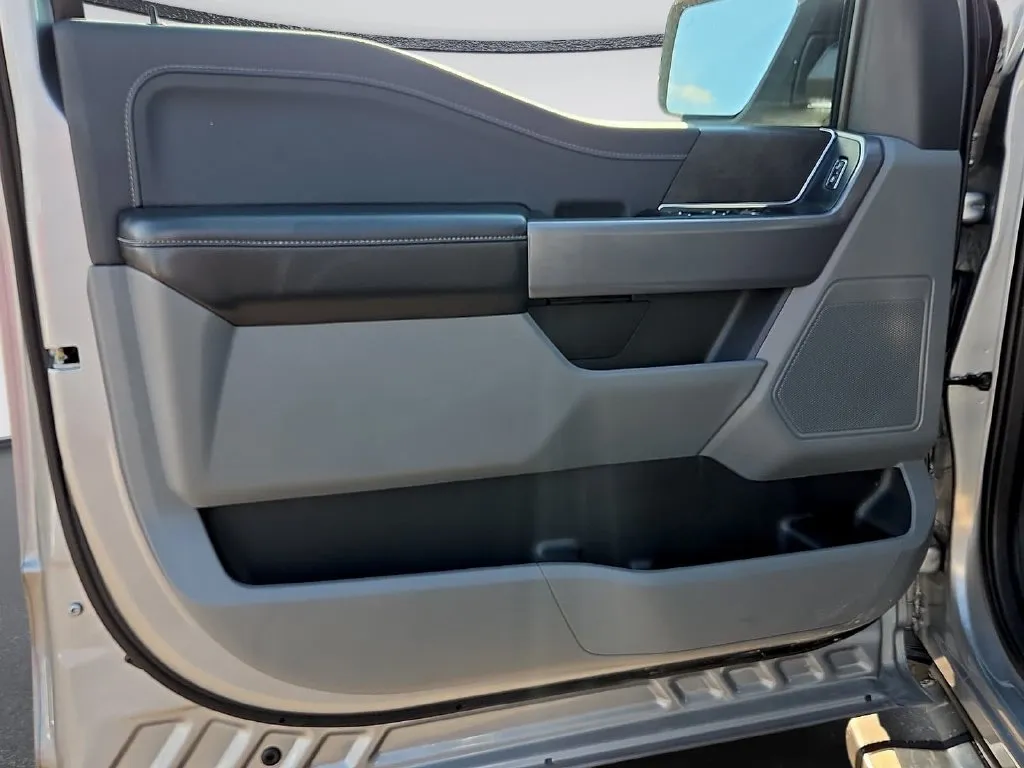 Ford F-150 photo 16