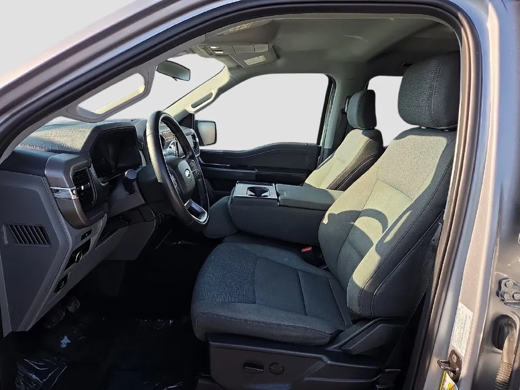 Ford F-150 photo 19