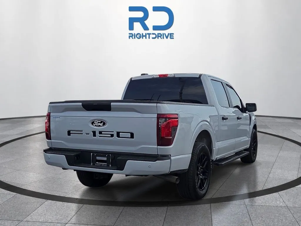 Ford F-150 photo 3