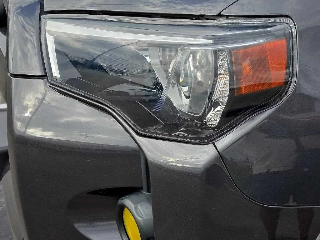 Toyota 4Runner photo 7