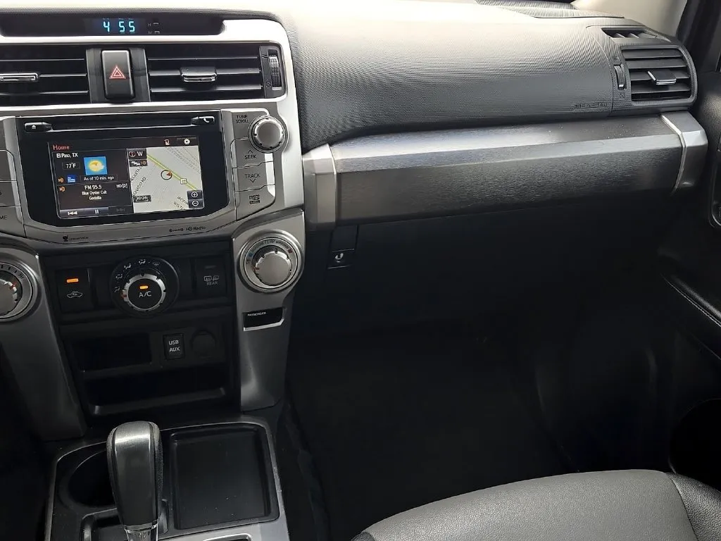 Toyota 4Runner photo 15