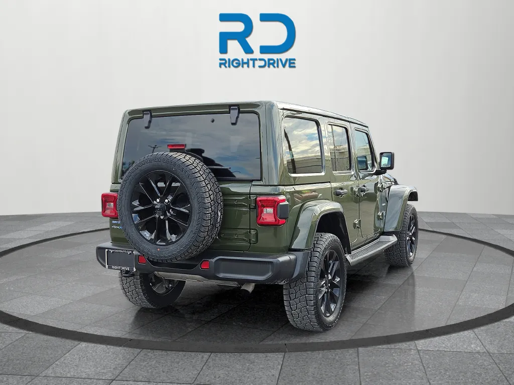 Jeep Wrangler photo 3