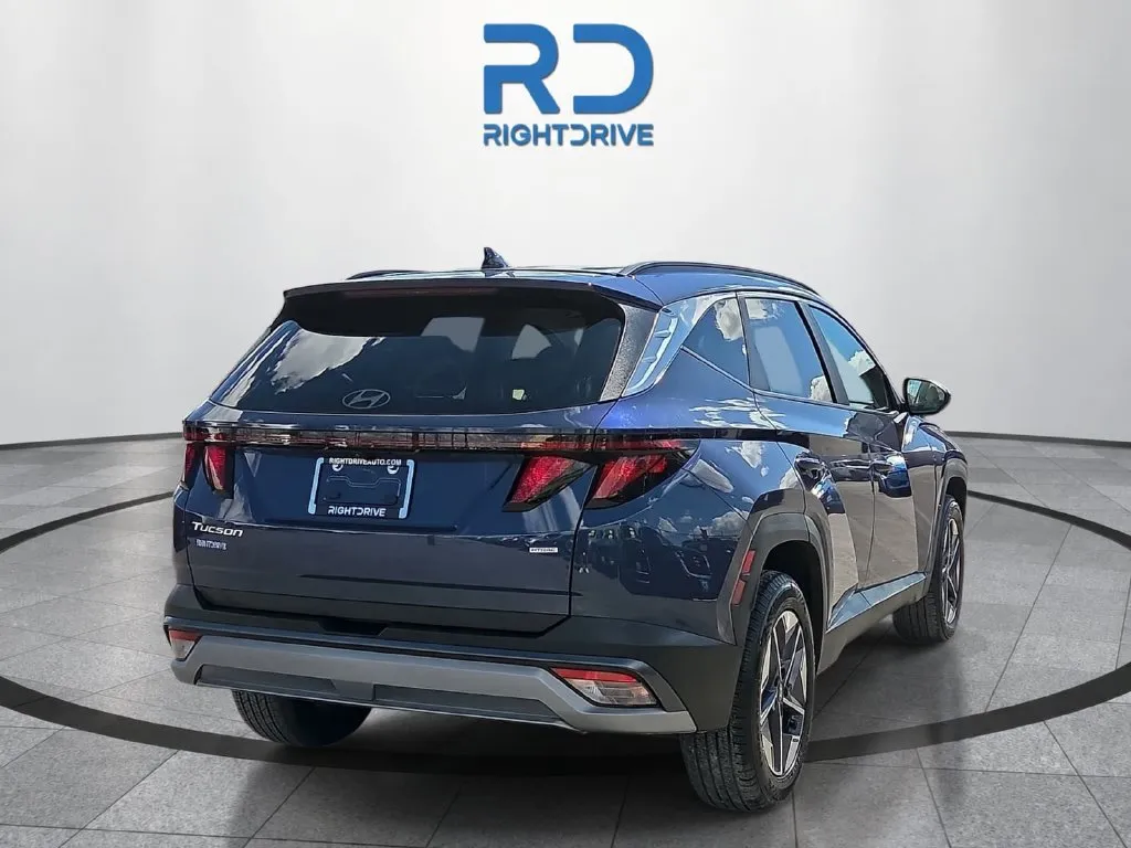Hyundai Tucson photo 3