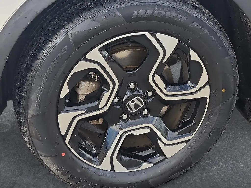 Honda CR-V photo 8