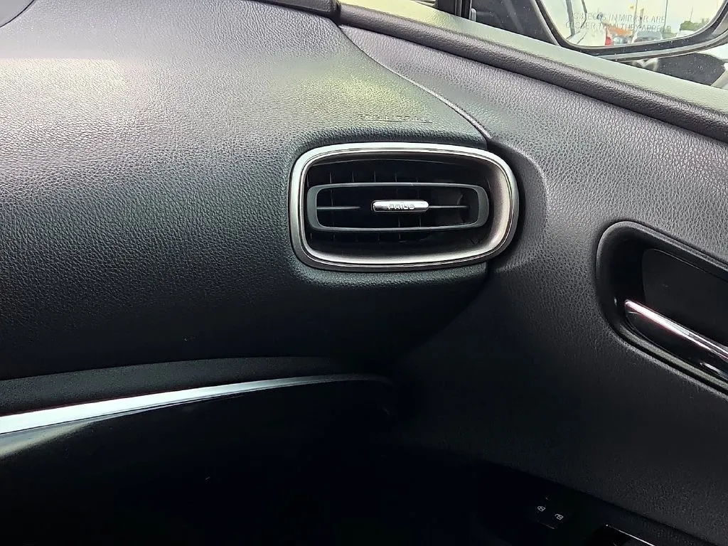 Toyota Prius photo 21