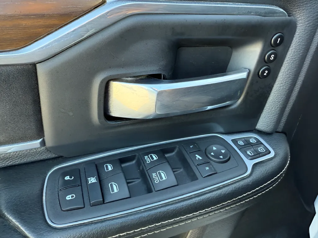 Ram 2500 photo 10
