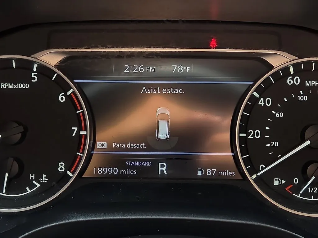 Nissan Rogue photo 23