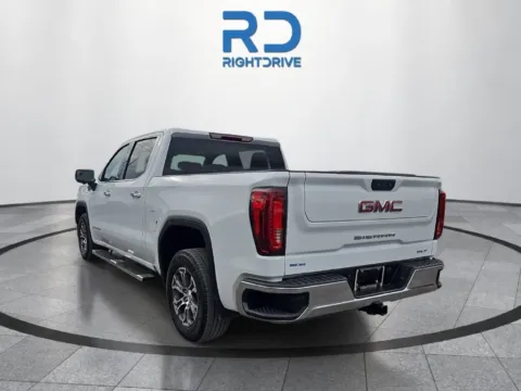 More photos of 2025 GMC Sierra 1500 SLT at RightDrive - 8320 Gateway East, TX