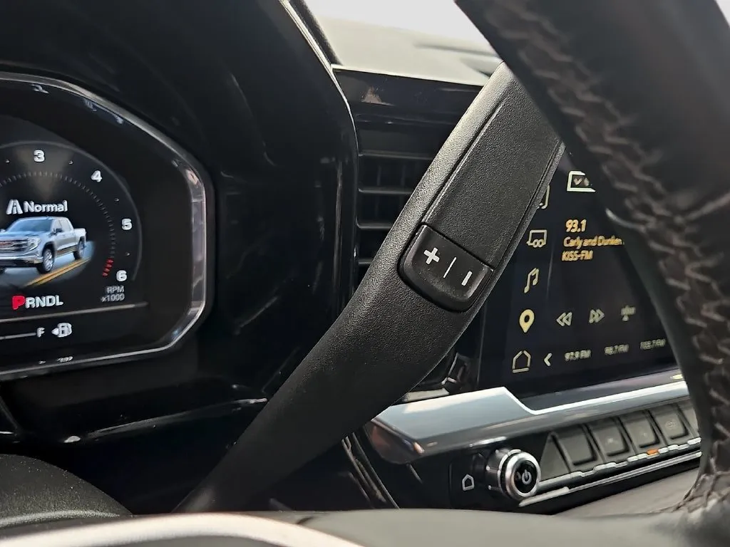 GMC Sierra photo 25