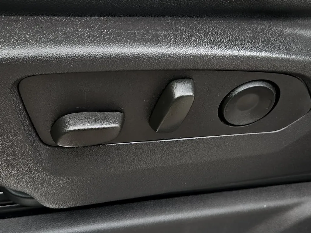 GMC Sierra photo 18