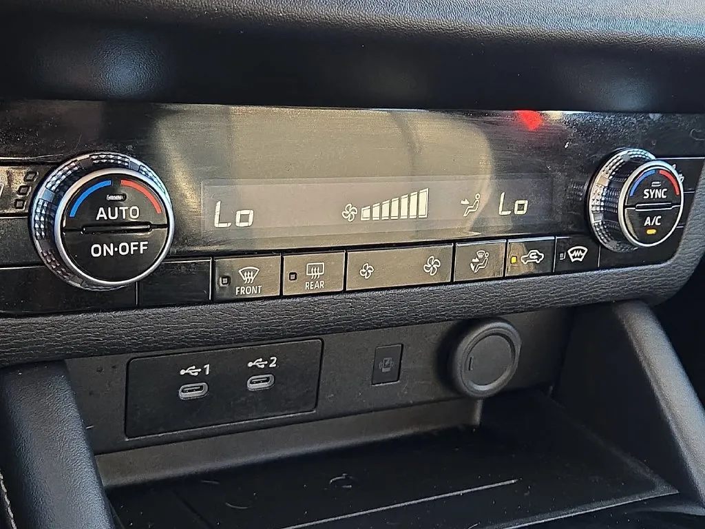 Mitsubishi Outlander photo 20