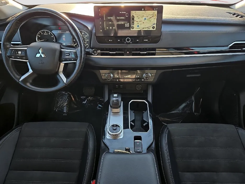 Mitsubishi Outlander photo 13